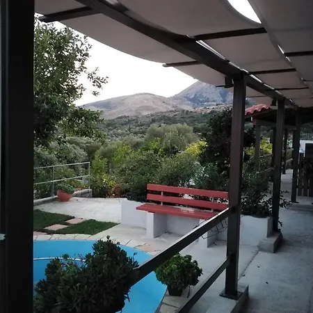 With Pool In Tzanata Kefalonia Holiday home Dhimisianata